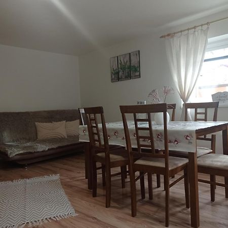 Apartman Paula -Dovolenka Pri Aquaparku Liptovský Mikuláš Eksteriør bilde