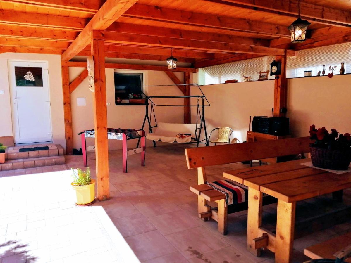 Apartman Paula -Dovolenka Pri Aquaparku Liptovský Mikuláš Eksteriør bilde